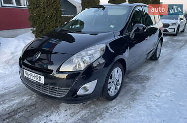 Минивэн Renault Grand Scenic 2009 в Городке