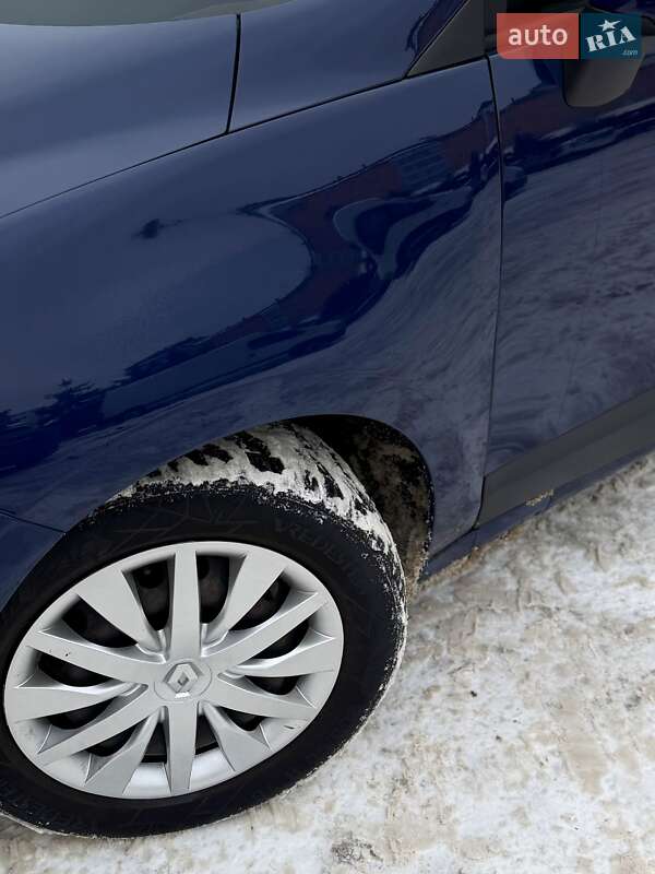 Минивэн Renault Grand Scenic 2010 в Киеве