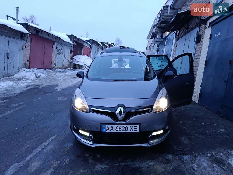 Renault Grand Scenic 2013