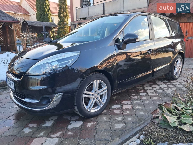 Renault Grand Scenic 2012
