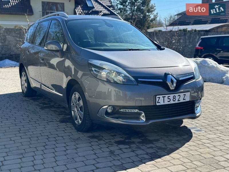 Renault Grand Scenic 2015
