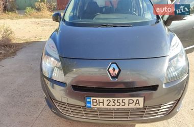 Минивэн Renault Grand Scenic 2009 в Каролине-Бугазе