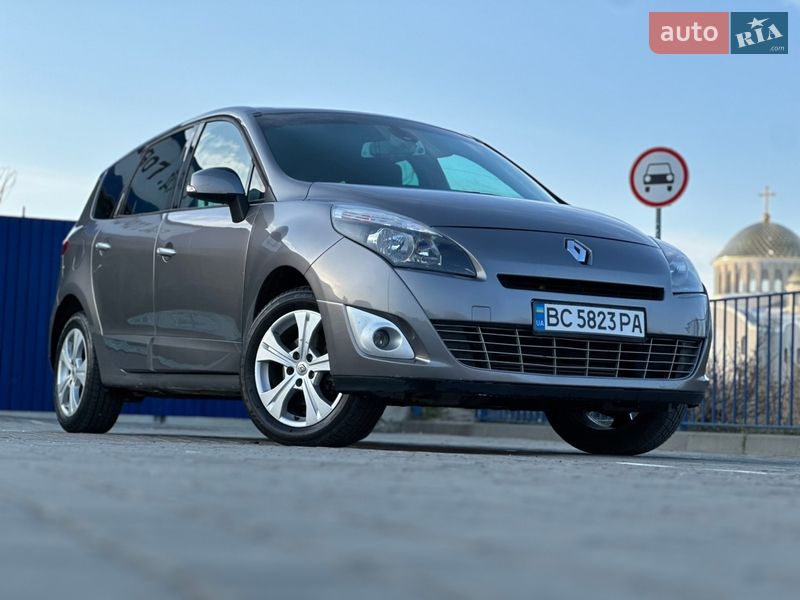 Renault Grand Scenic 2010