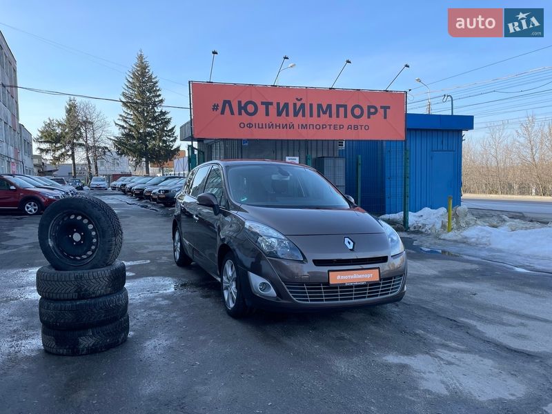 Renault Grand Scenic 2011