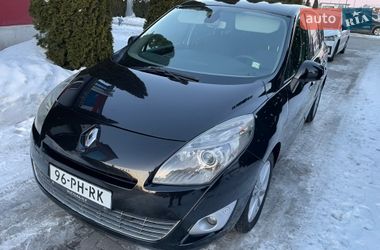 Минивэн Renault Grand Scenic 2009 в Городке