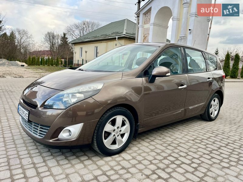 Renault Grand Scenic 2010