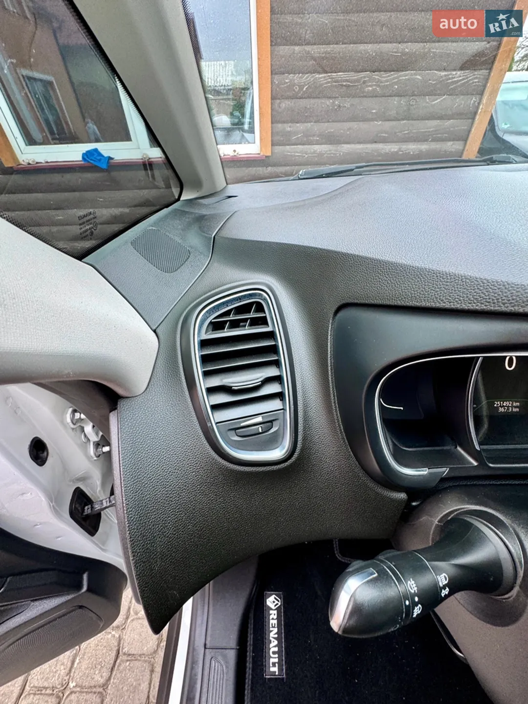 2017 Renault Scenic - мініатюра 34