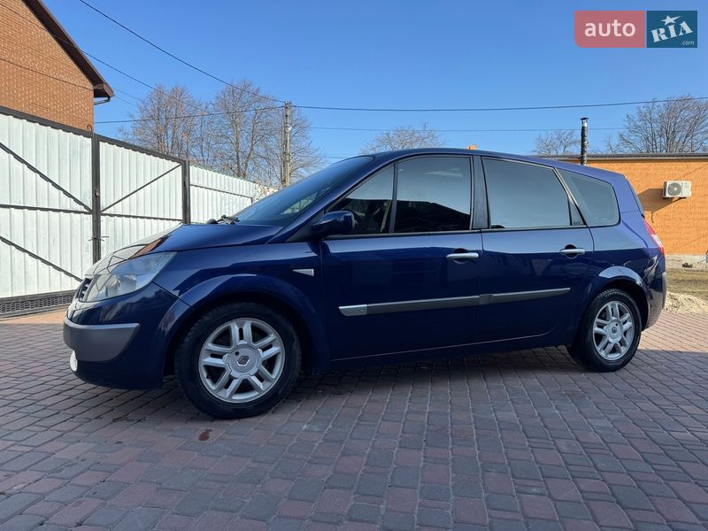Renault Grand Scenic 2005