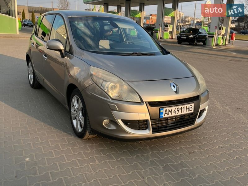 Renault Grand Scenic 2010