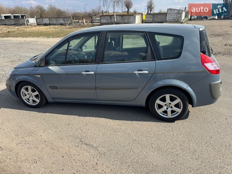 Renault Grand Scenic 2005