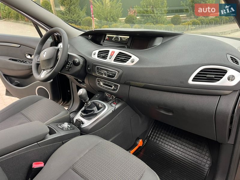 Минивэн Renault Grand Scenic 2009 в Черновцах фото 40 Минивэн Renault Grand Scenic 2009 в Черновцах
