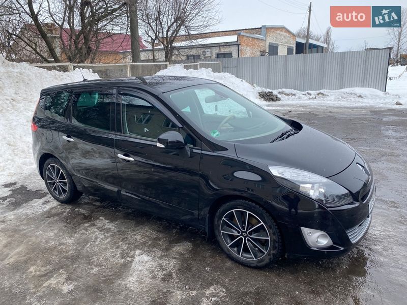 Renault Grand Scenic 2011 Renault Grand Scenic 2011