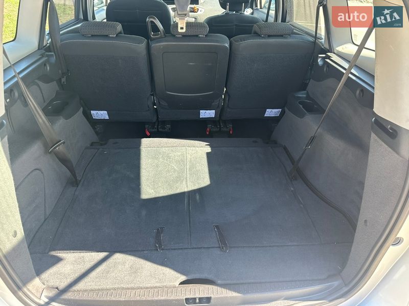 Минивэн Renault Grand Scenic 2010 в Харькове