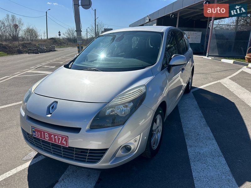 Минивэн Renault Grand Scenic 2010 в Харькове