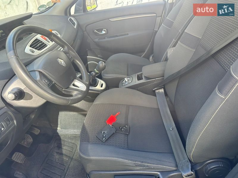 Минивэн Renault Grand Scenic 2010 в Харькове