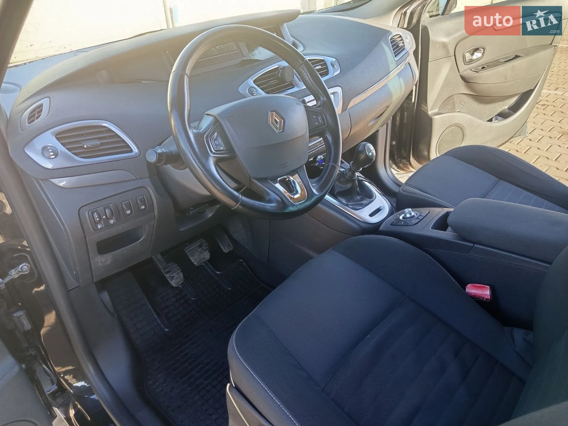 2015 Renault Scenic - мініатюра 10