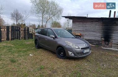 Минивэн Renault Grand Scenic 2009 в Дубно