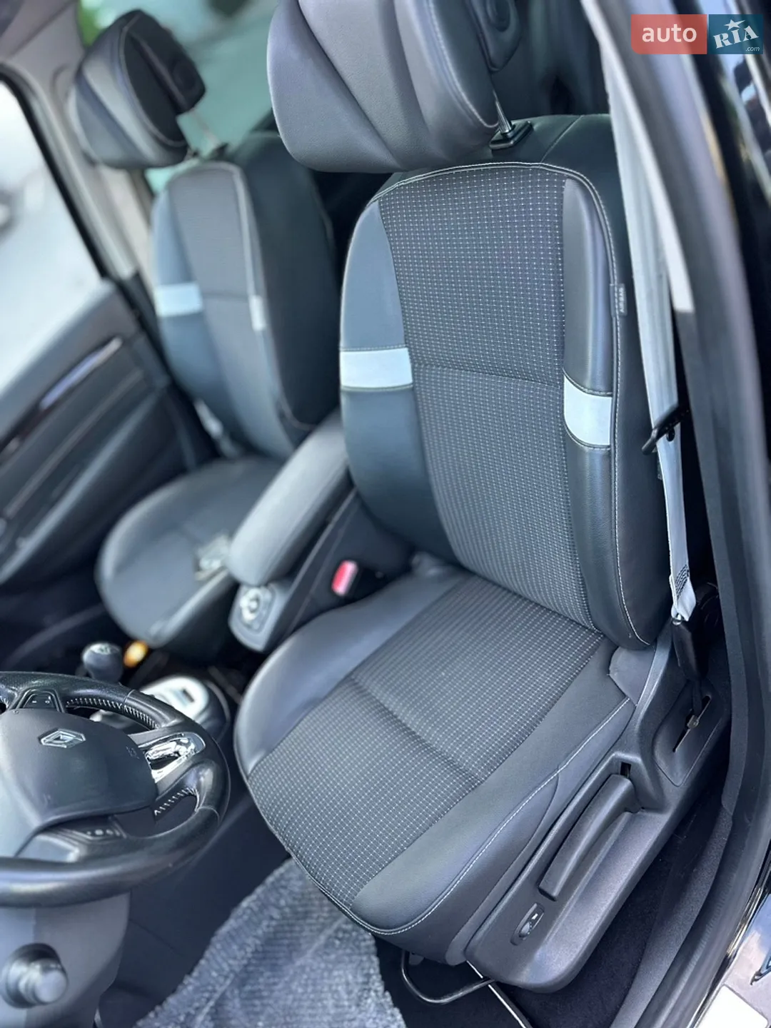 2013 Renault Scenic - мініатюра 28