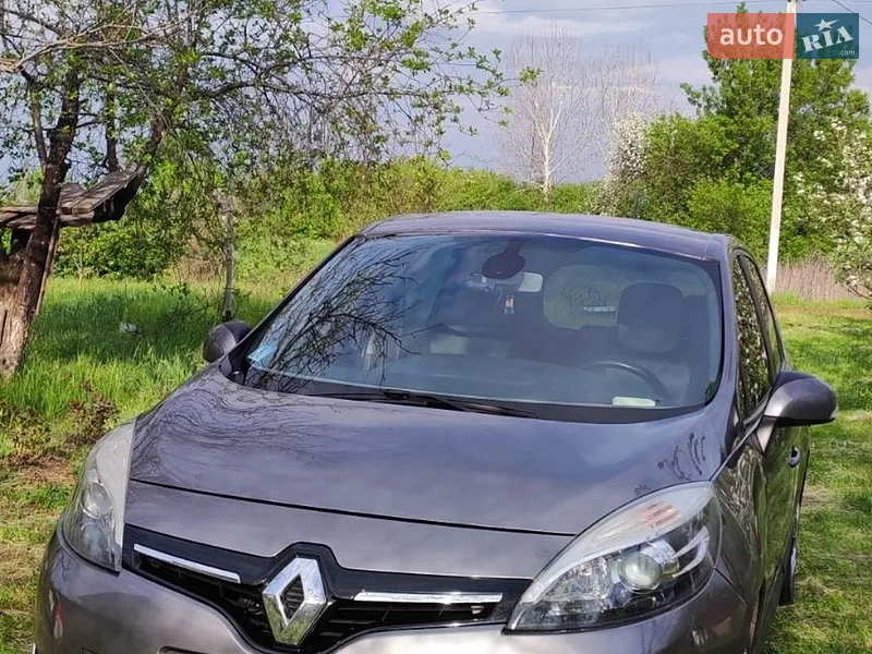 Renault Grand Scenic 2013