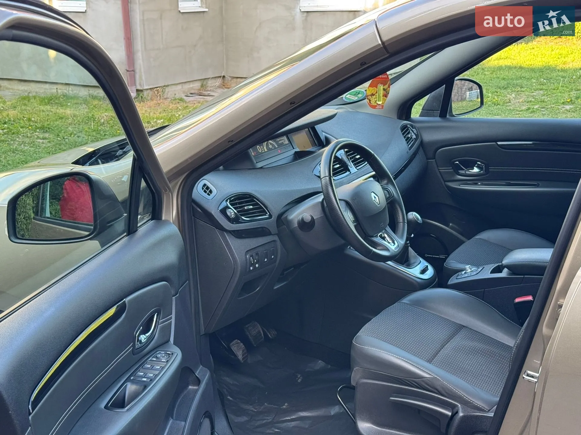 2013 Renault Scenic - мініатюра 23
