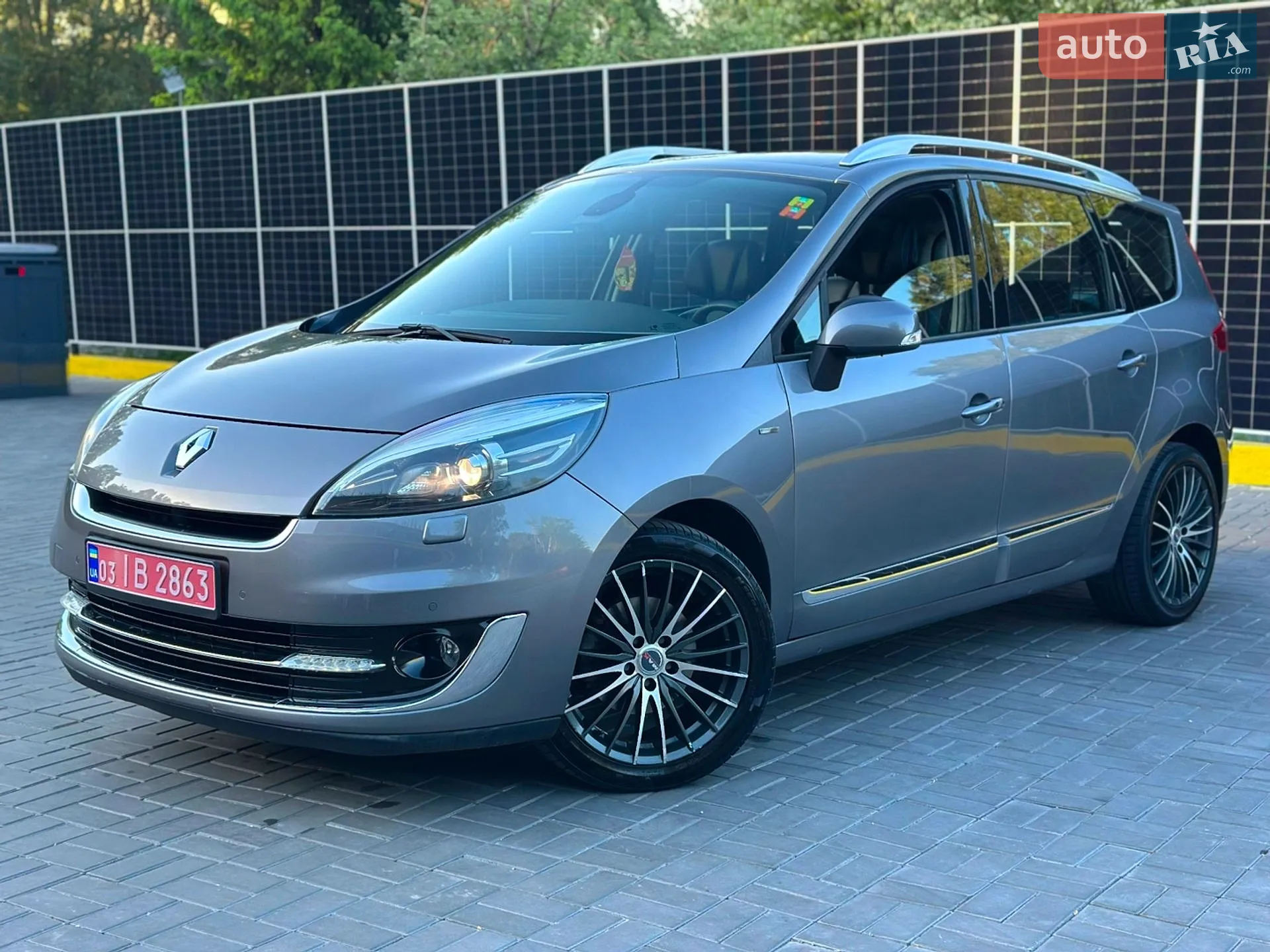 2012 Renault Scenic - фото 1