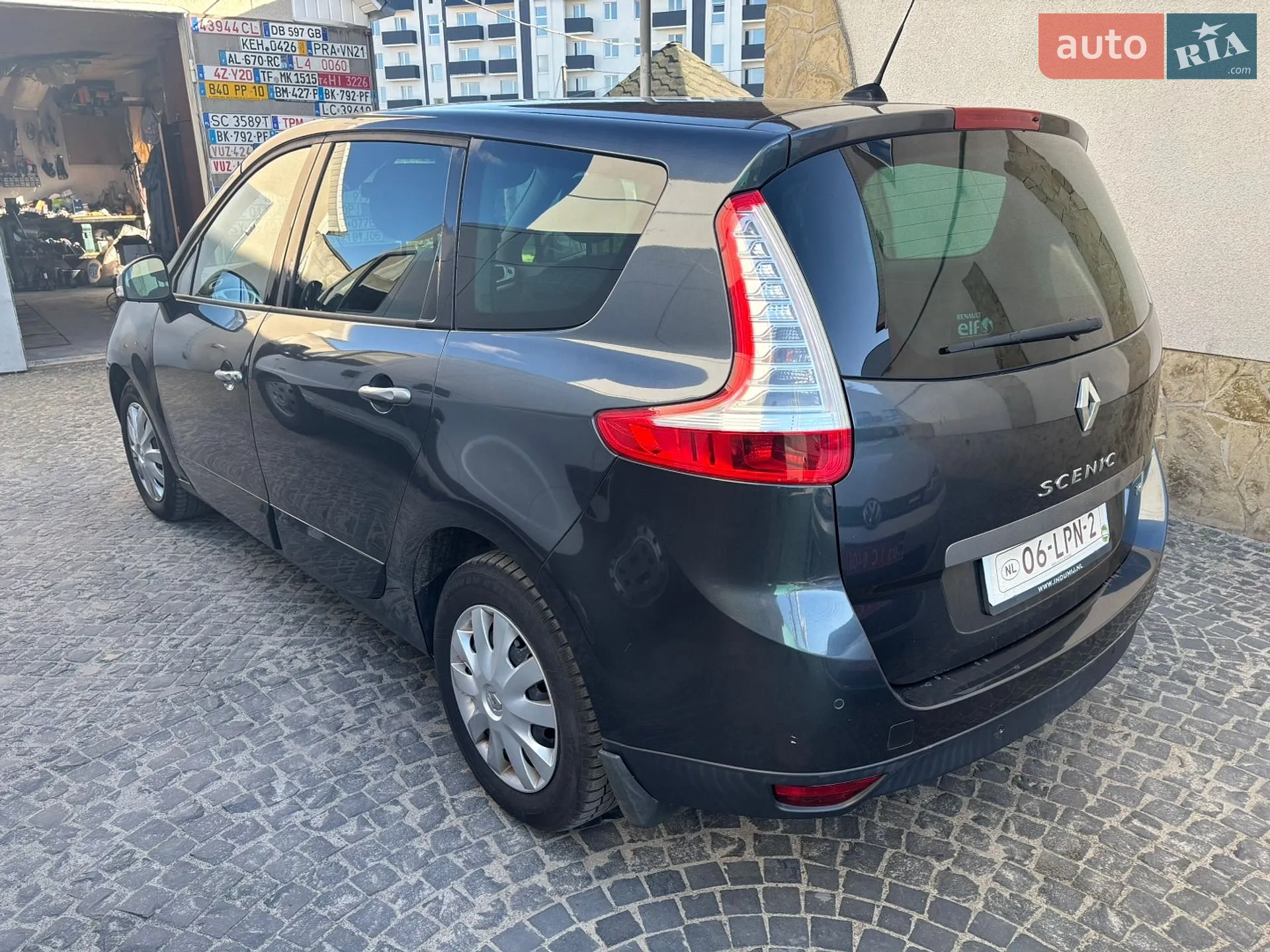 2010 Renault Scenic - мініатюра 4