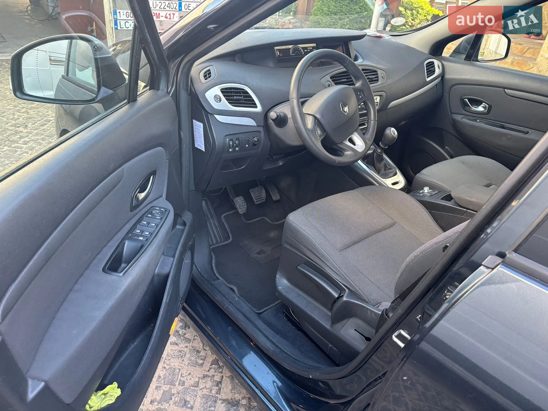 2010 Renault Scenic - мініатюра 5
