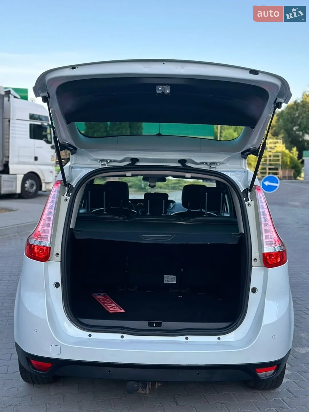 2014 Renault Scenic - мініатюра 45