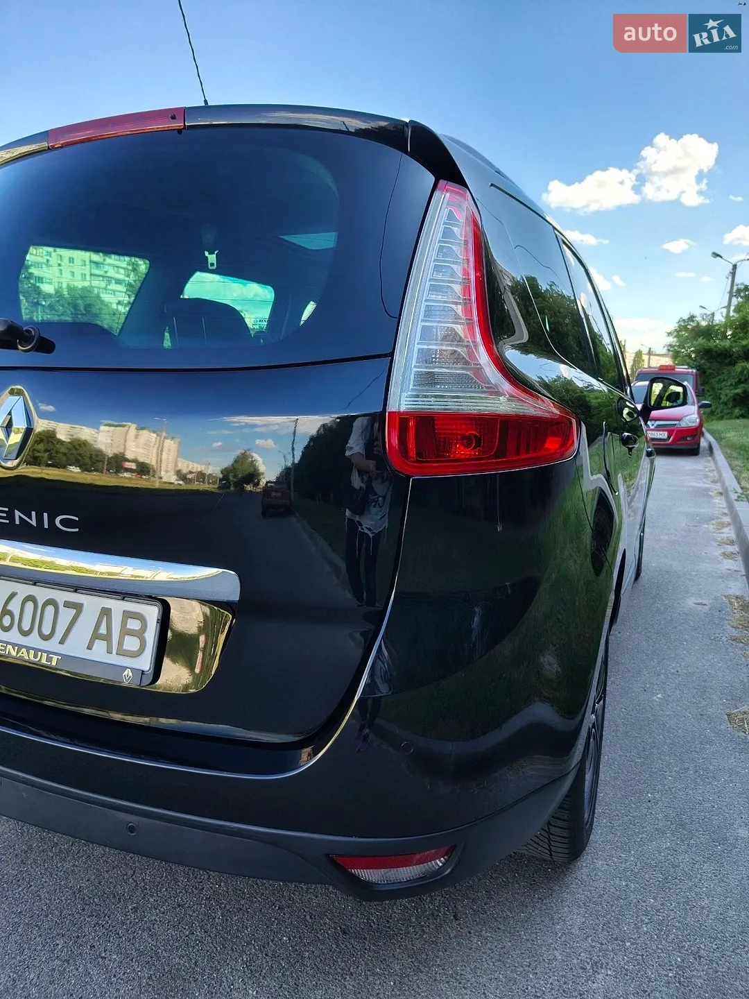 2016 Renault Scenic - мініатюра 12