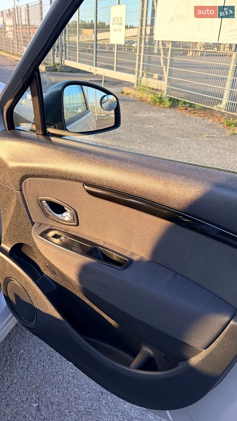2013 Renault Scenic - мініатюра 20