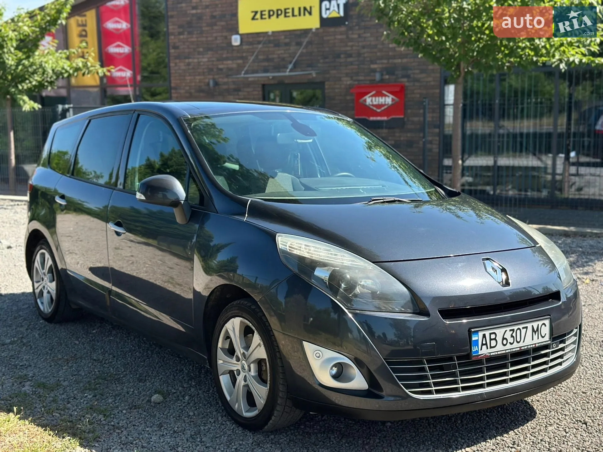 2010 Renault Scenic - мініатюра 3