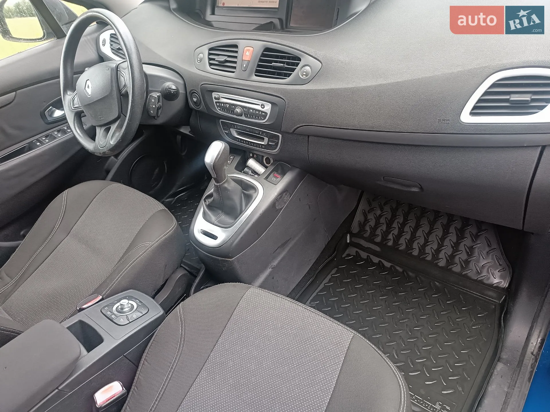 2010 Renault Scenic - мініатюра 9