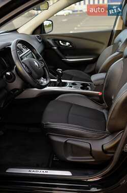 Внедорожник / Кроссовер Renault Kadjar 2018 в 