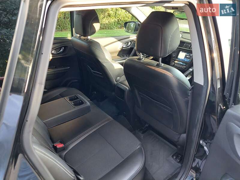 Внедорожник / Кроссовер Renault Kadjar 2017 в Запорожье фото 6 Внедорожник / Кроссовер Renault Kadjar 2017 в Запорожье
