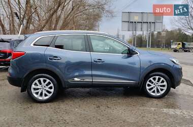 Внедорожник / Кроссовер Renault Kadjar 2017 в 