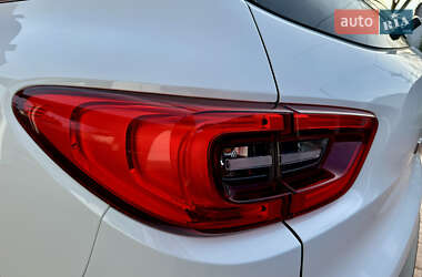 Внедорожник / Кроссовер Renault Kadjar 2017 в 