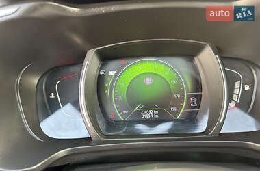 Внедорожник / Кроссовер Renault Kadjar 2017 в 