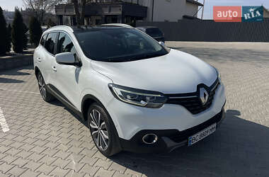 Позашляховик / Кросовер Renault Kadjar 2015 в Чернівцях