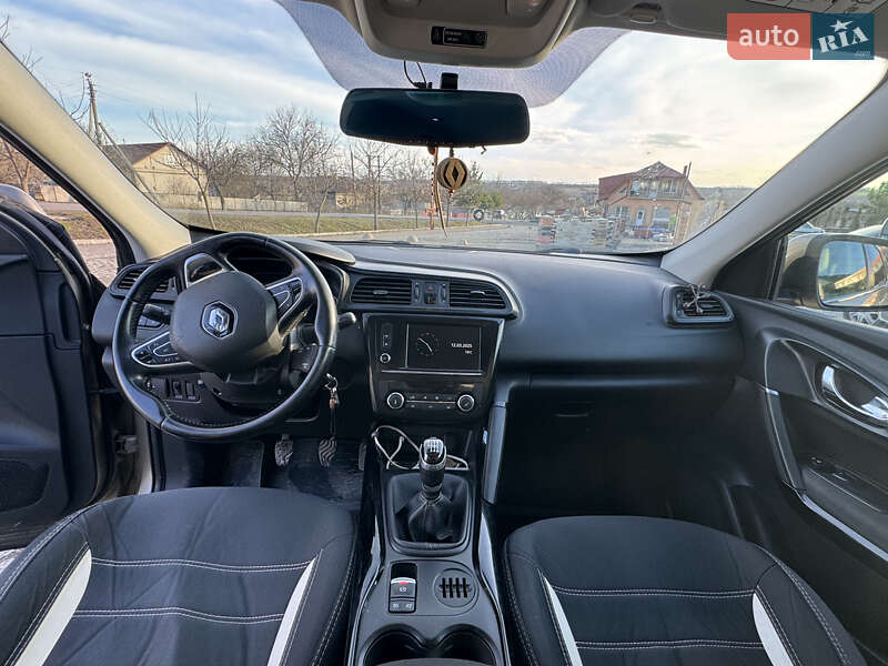 Внедорожник / Кроссовер Renault Kadjar 2016 в Кельменцах фото 10 Внедорожник / Кроссовер Renault Kadjar 2016 в Кельменцах