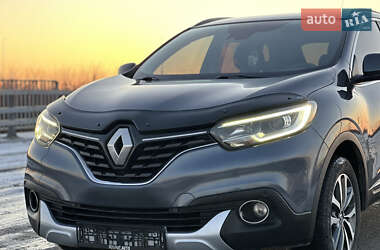 Внедорожник / Кроссовер Renault Kadjar 2015 в 