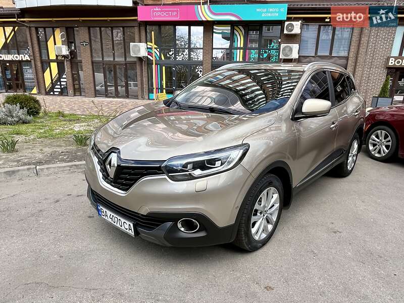 Внедорожник / Кроссовер Renault Kadjar 2017 в 