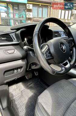 Внедорожник / Кроссовер Renault Kadjar 2017 в 