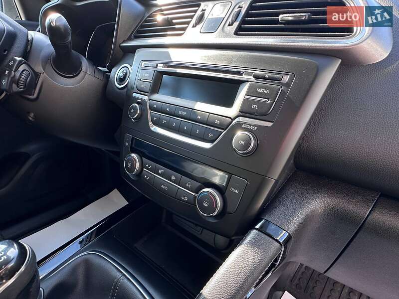 Позашляховик / Кросовер Renault Kadjar 2015 в Львові