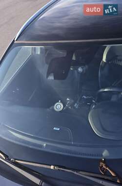 Внедорожник / Кроссовер Renault Kadjar 2015 в 