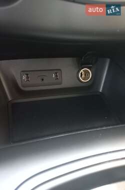 Внедорожник / Кроссовер Renault Kadjar 2018 в 