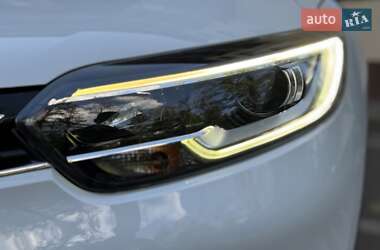 Позашляховик / Кросовер Renault Kadjar 2018 в 