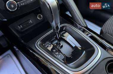 Позашляховик / Кросовер Renault Kadjar 2018 в 