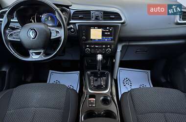 Позашляховик / Кросовер Renault Kadjar 2018 в 