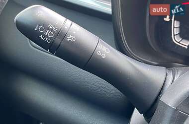 Внедорожник / Кроссовер Renault Kadjar 2016 в 