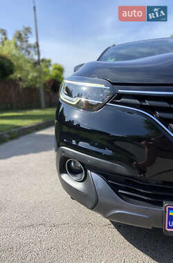 Внедорожник / Кроссовер Renault Kadjar 2016 в 